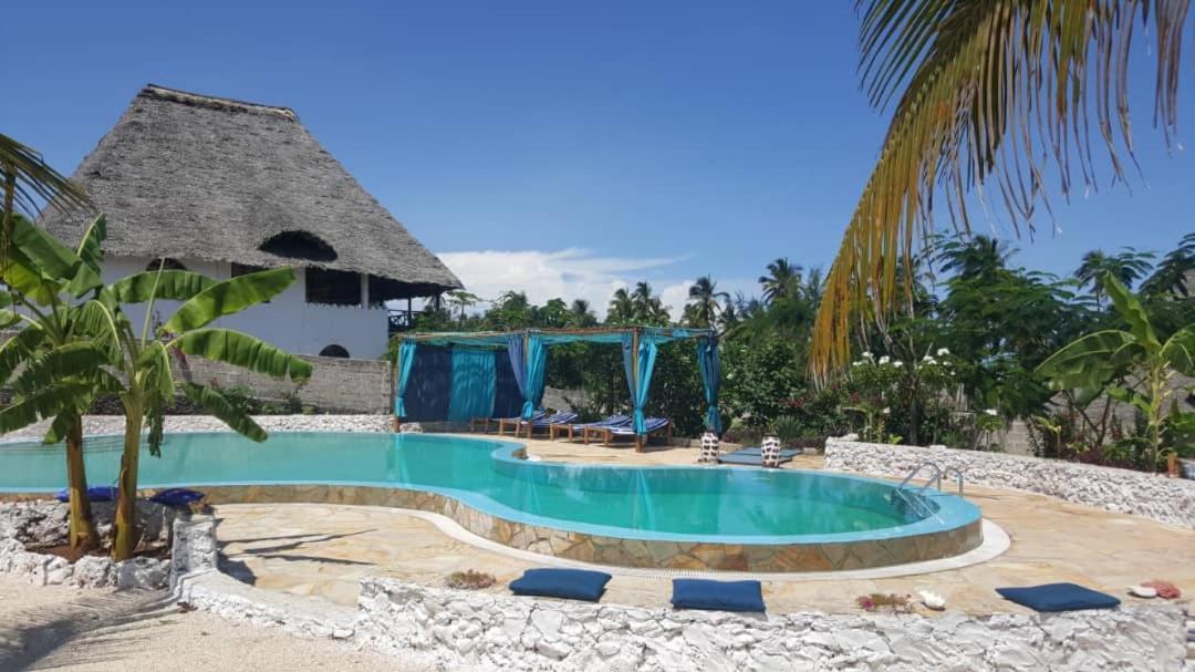 Отель Lucrezia'S Garden Zanzibar Пвани-Мчангани Экстерьер фото