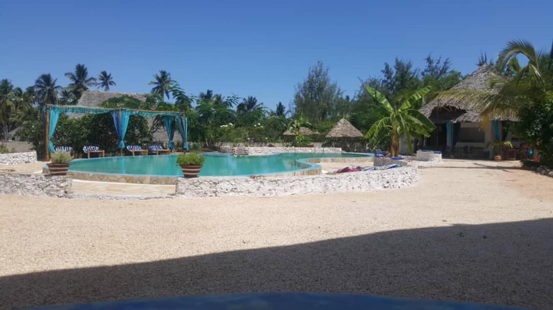 Отель Lucrezia'S Garden Zanzibar Пвани-Мчангани Экстерьер фото